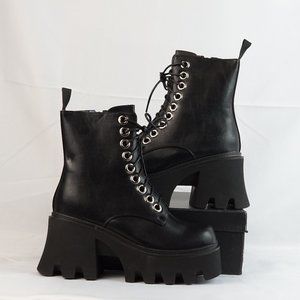 Black Heeled Boots for Women